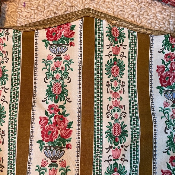 Vintage French (?) clothes hanger with pocket floral stripe - Picture 3 of 11